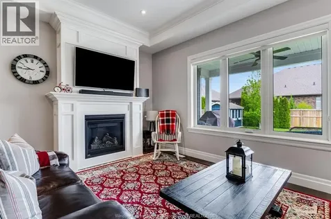8 Wisteria Lane Kingsville ON N9Y 0E3