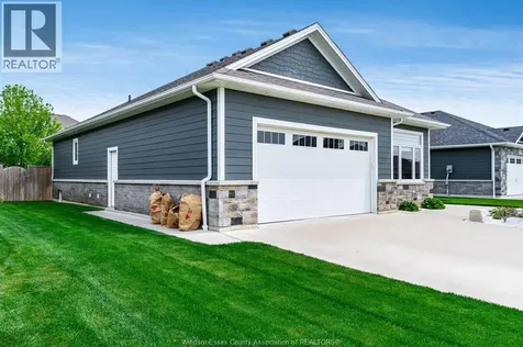 8 Wisteria Lane Kingsville ON N9Y 0E3