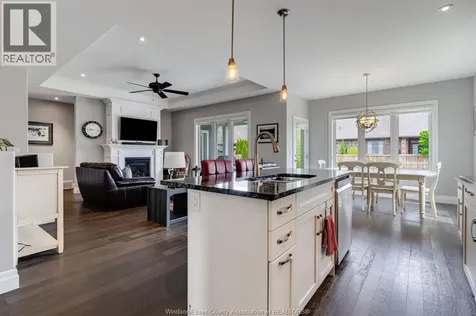 8 Wisteria Lane Kingsville ON N9Y 0E3