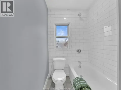 2177-2181 Howard Avenue Windsor ON N8X 3T9