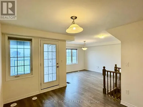 95 Mcalister Avenue Richmond Hill ON L4S 0L2
