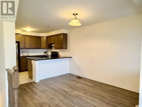 95 Mcalister Avenue Richmond Hill ON L4S 0L2