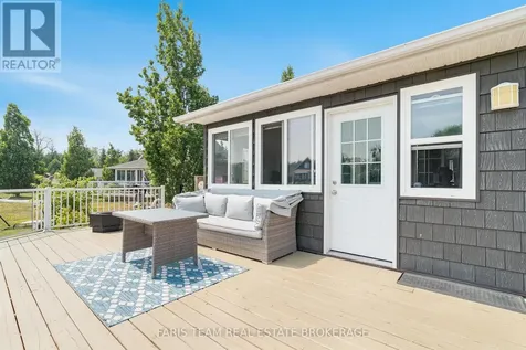 3 Awenda Avenue Wasaga Beach ON L9Z 1X7