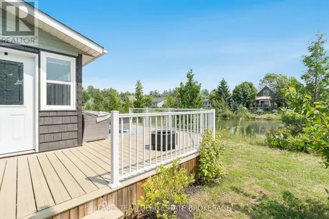 3 Awenda Avenue Wasaga Beach ON L9Z 1X7