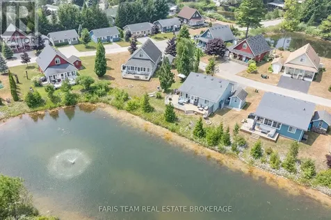3 Awenda Avenue Wasaga Beach ON L9Z 1X7
