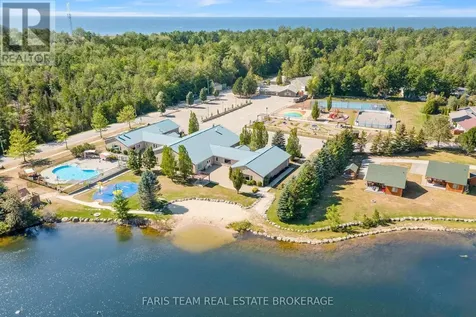 3 Awenda Avenue Wasaga Beach ON L9Z 1X7