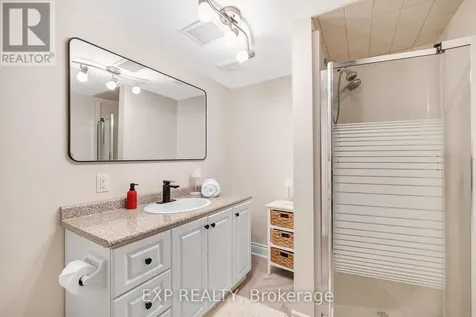 5 Invermara Court Orillia ON L3V 8B4
