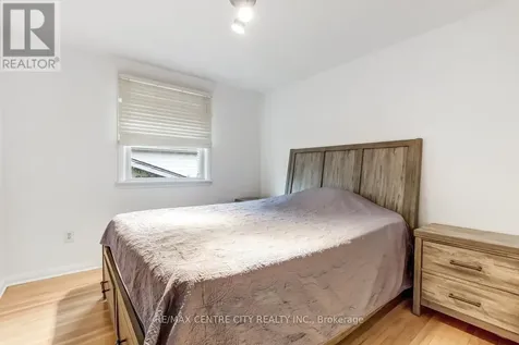 10 Runnymede Crescent London North (north J) ON N6G 1Z8