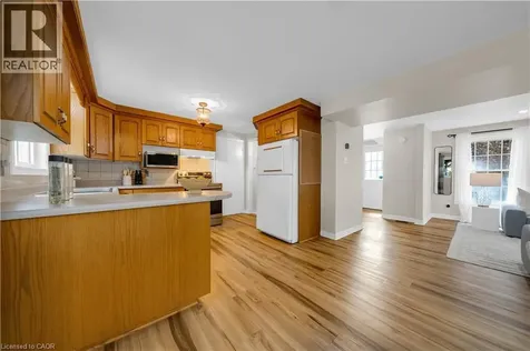 26 Peachtree Crescent Cambridge ON N1S 4W5
