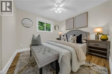 26 Peachtree Crescent Cambridge ON N1S 4W5