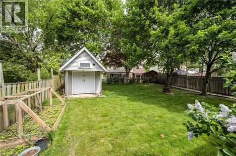 26 Peachtree Crescent Cambridge ON N1S 4W5