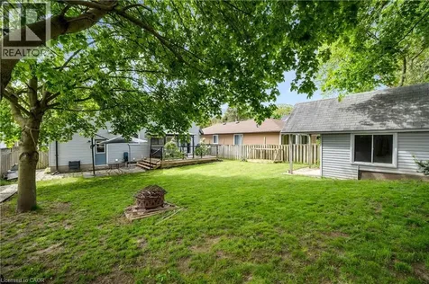 26 Peachtree Crescent Cambridge ON N1S 4W5