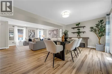 26 Peachtree Crescent Cambridge ON N1S 4W5