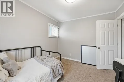 70 Whyte Avenue North Thorold ON L2V 2T7