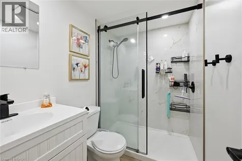 70 Whyte Avenue North Thorold ON L2V 2T7