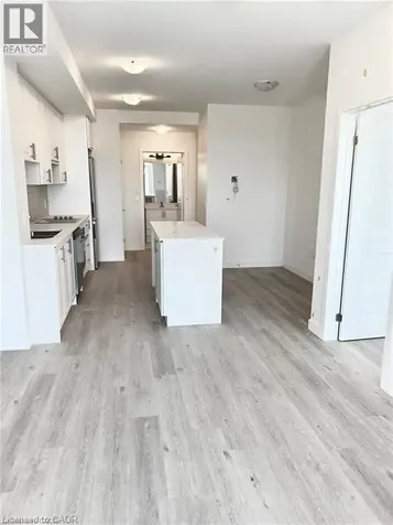 461 Green Road Hamilton ON L8E 5B4