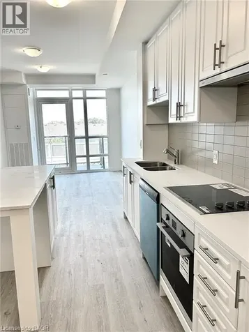 461 Green Road Hamilton ON L8E 5B4