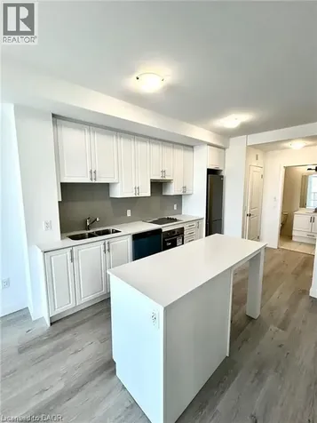 461 Green Road Hamilton ON L8E 5B4