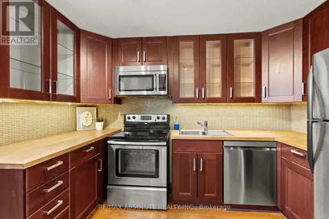 413 Woodfield Drive Ottawa ON K2G 4B7