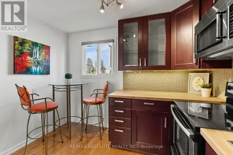 413 Woodfield Drive Ottawa ON K2G 4B7