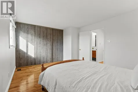 413 Woodfield Drive Ottawa ON K2G 4B7
