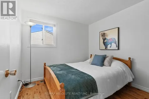 413 Woodfield Drive Ottawa ON K2G 4B7