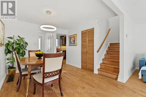 413 Woodfield Drive Ottawa ON K2G 4B7