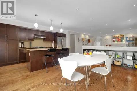 257 Currell Avenue Ottawa ON K1Z 7J5
