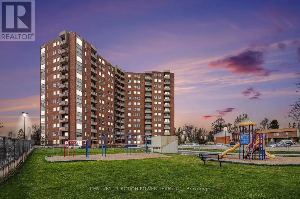 915 Elmsmere Road Ottawa ON K1J 8H8
