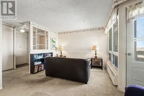 915 Elmsmere Road Ottawa ON K1J 8H8