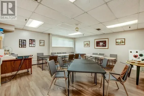 915 Elmsmere Road Ottawa ON K1J 8H8