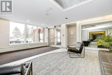 915 Elmsmere Road Ottawa ON K1J 8H8