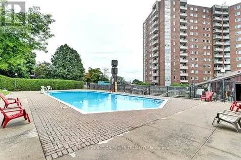 915 Elmsmere Road Ottawa ON K1J 8H8