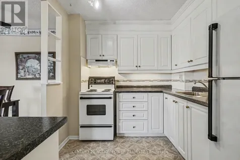 915 Elmsmere Road Ottawa ON K1J 8H8