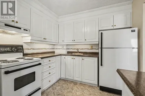 915 Elmsmere Road Ottawa ON K1J 8H8