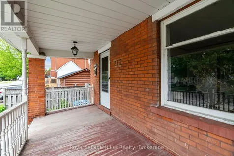 211 Nelson Street Stratford ON N5A 2K4