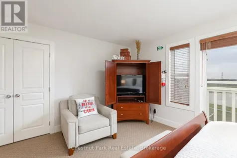 125 Fairway Court Blue Mountains ON L9Y 0P8