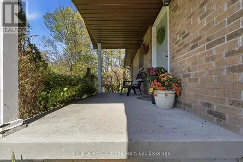 609 Tuscarora Road Huron-kinloss ON N2Z 2X3