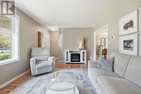 609 Tuscarora Road Huron-kinloss ON N2Z 2X3