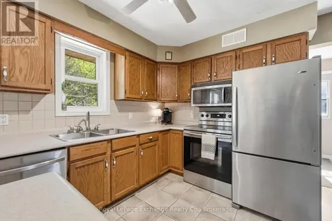 609 Tuscarora Road Huron-kinloss ON N2Z 2X3