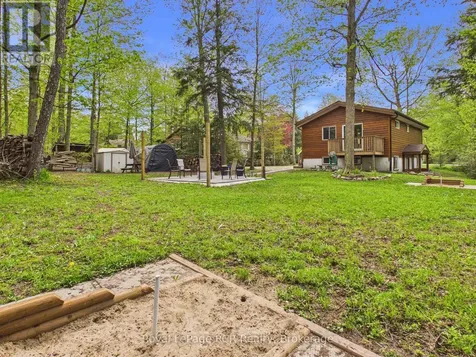 220 Shadywood Crescent Huron-kinloss ON N2Z 2X3