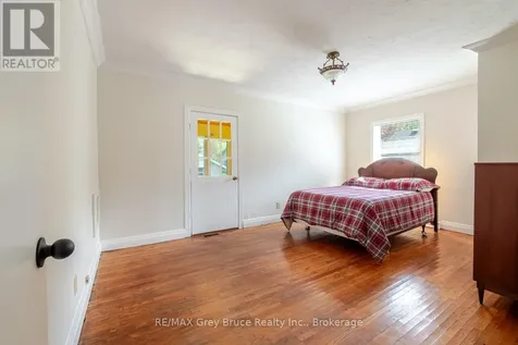 129 3rd A Street West Owen Sound ON N4K 3J6