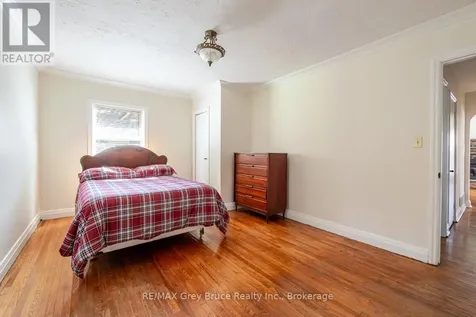129 3rd A Street West Owen Sound ON N4K 3J6