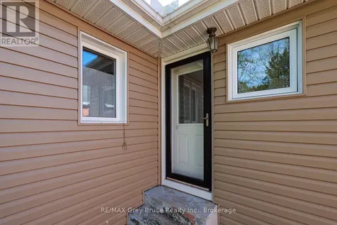129 3rd A Street West Owen Sound ON N4K 3J6