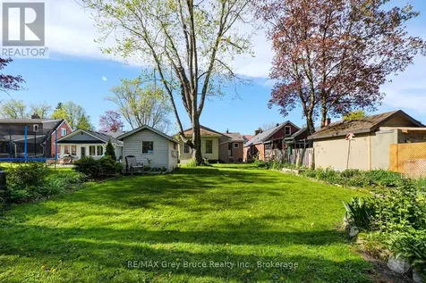 129 3rd A Street West Owen Sound ON N4K 3J6
