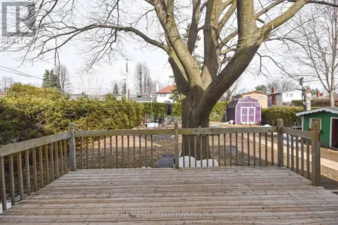 2061 Balharrie Avenue Ottawa ON K1G 1G2