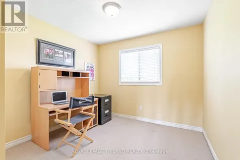 26 Augusta Crescent St. Thomas ON N5R 6J8