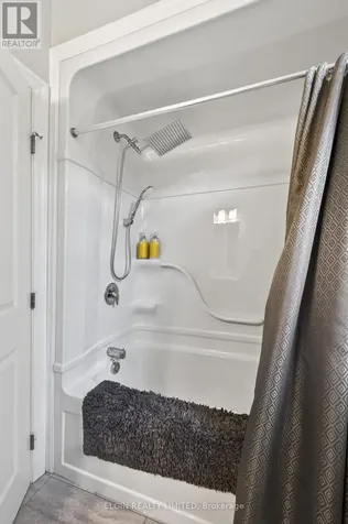 6 Royal Dornoch Drive St. Thomas ON N5R 0E8