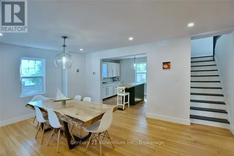85 Glenwood Drive Wasaga Beach ON L9Z 2K5