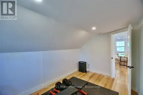 85 Glenwood Drive Wasaga Beach ON L9Z 2K5